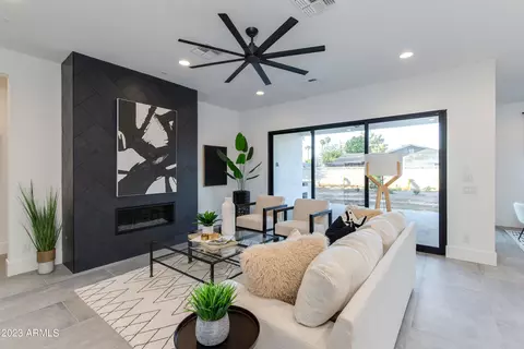 Living - 4346 E Cheery Lynn Rd, Phoenix, AZ 85018 photo 1 of 2