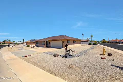 19437 N Sombrero Cir, Sun City, AZ 85373
