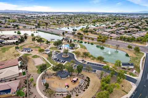 View/Area - 725 E Charlevoix Ave, Gilbert, AZ 85297 photo 4 of 5