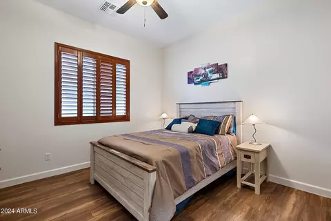 Bedroom - 725 E Charlevoix Ave, Gilbert, AZ 85297 photo 4 of 7