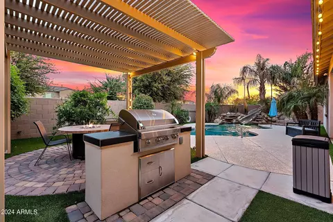 Exterior - 725 E Charlevoix Ave, Gilbert, AZ 85297 photo 7 of 19