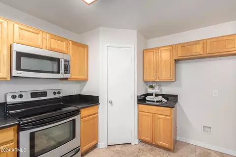 Kitchen - 3430 S Lawson Dr, Apache Junction, AZ 85120 photo 3 of 4