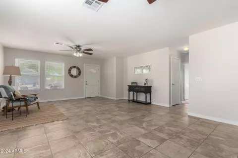 Living - 3430 S Lawson Dr, Apache Junction, AZ 85120 photo 2 of 6