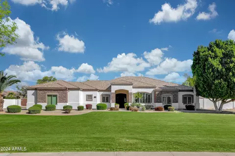 16438 W Durango St, Goodyear, AZ 85338