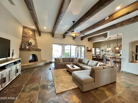 2246 W Speer Trl, Phoenix, AZ 85086