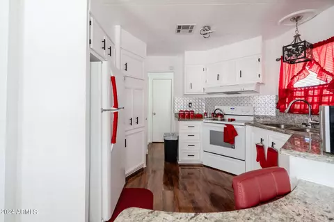 5500 E Arbor Ave, Mesa, AZ 85206 photo 3