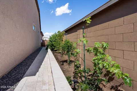 Exterior - 2325 E Kelly Dr, Gilbert, AZ 85298 photo 15 of 20