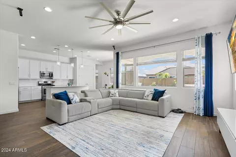 Living - 2325 E Kelly Dr, Gilbert, AZ 85298 photo 3 of 4
