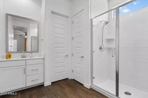 Bath - 2325 E Kelly Dr, Gilbert, AZ 85298 photo 1 of 4