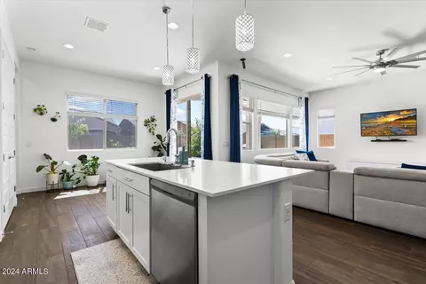 Kitchen - 2325 E Kelly Dr, Gilbert, AZ 85298 photo 7 of 7