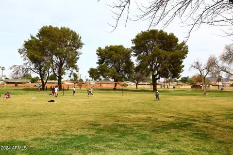 View/Area - 7541 N 35th Dr, Phoenix, AZ 85051 photo 2 of 2