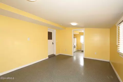Living - 7541 N 35th Dr, Phoenix, AZ 85051 photo 4 of 4