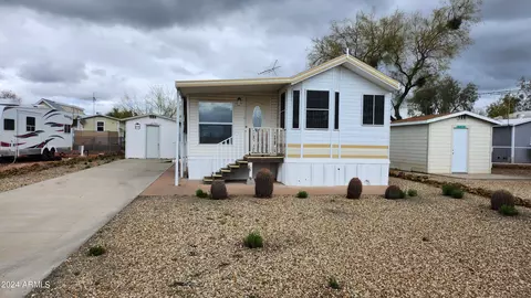 21262 W Escapee Way #407, Congress, AZ 85332