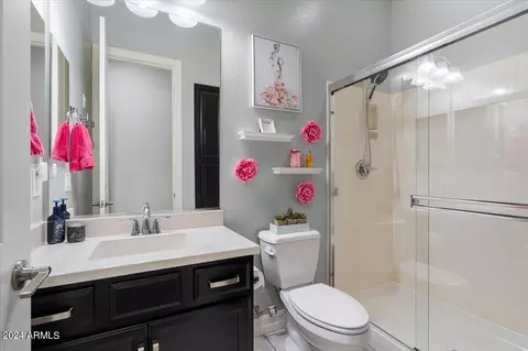 Bath - 3164 E Sagebrush St, Gilbert, AZ 85296 photo 1 of 4
