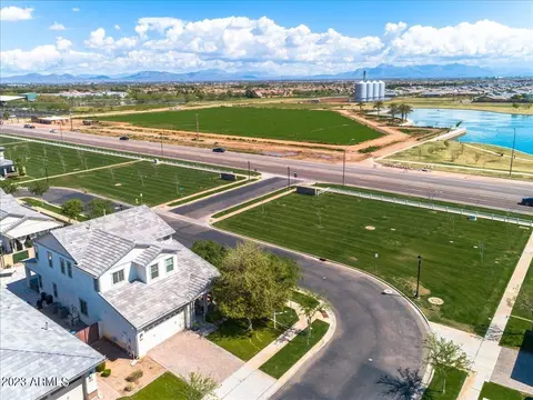 View/Area - 3164 E Sagebrush St, Gilbert, AZ 85296 photo 1 of 4