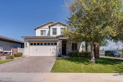 Exterior - 3164 E Sagebrush St, Gilbert, AZ 85296 photo 3 of 14