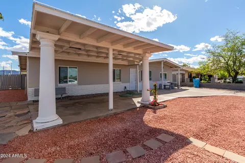 Exterior - 1501 W Vineyard Rd, Phoenix, AZ 85041 photo 7 of 21