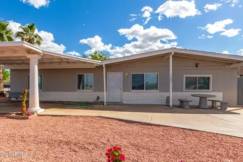 Exterior - 1501 W Vineyard Rd, Phoenix, AZ 85041 photo 6 of 21