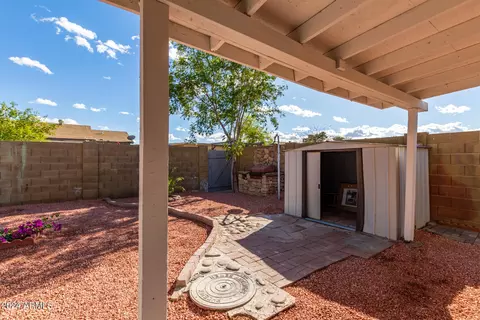 Exterior - 1501 W Vineyard Rd, Phoenix, AZ 85041 photo 17 of 21