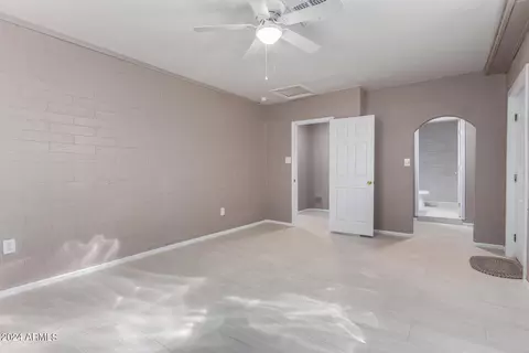 Bedroom - 1501 W Vineyard Rd, Phoenix, AZ 85041 photo 1 of 5