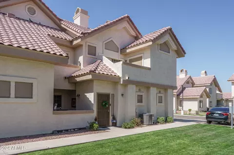 2801 N Litchfield Rd #9, Goodyear, AZ 85395