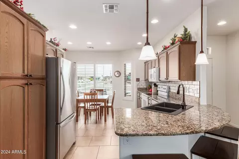 Kitchen - 11511 E Posada Ave, Mesa, AZ 85212 photo 4 of 4