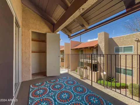 Exterior - 5525 E Thomas Rd #D6, Phoenix, AZ 85018 photo 8 of 14
