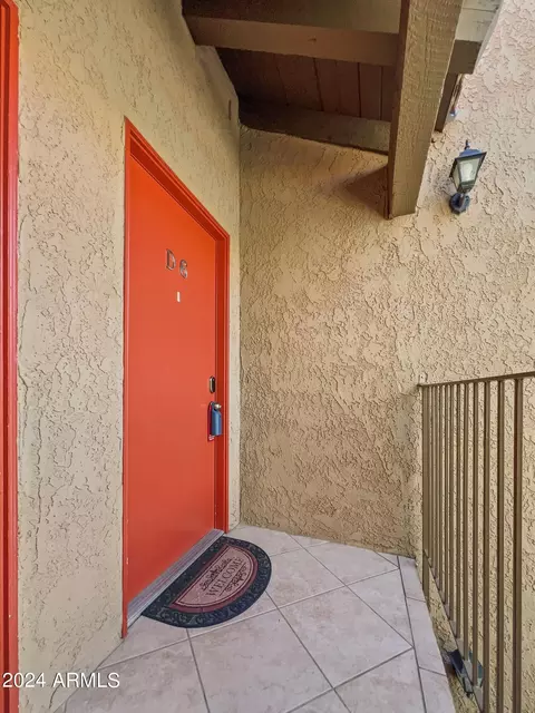 Exterior - 5525 E Thomas Rd #D6, Phoenix, AZ 85018 photo 7 of 14