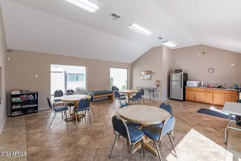 Dining - 5525 E Thomas Rd #D6, Phoenix, AZ 85018 photo 1 of 1