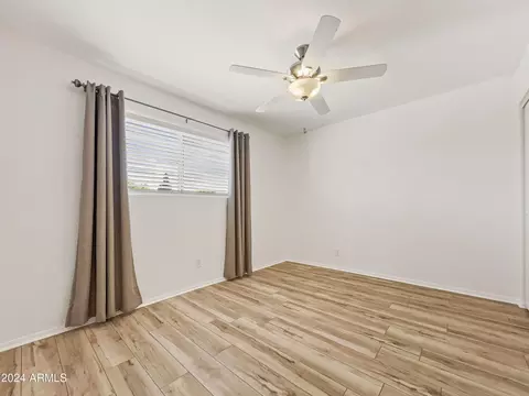 Bedroom - 5525 E Thomas Rd #D6, Phoenix, AZ 85018 photo 1 of 2
