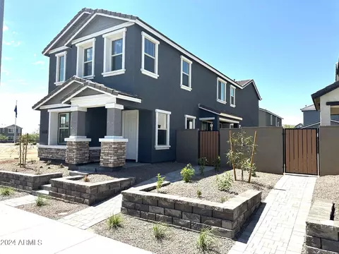 1966 W Lariat Ln, Phoenix, AZ 85085