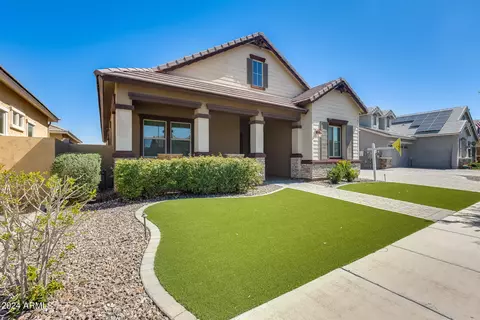Exterior - 4410 E Leroy St, Gilbert, AZ 85295 photo 4 of 12