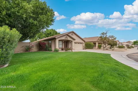Exterior - 906 W Chilton Ave, Gilbert, AZ 85233 photo 3 of 9