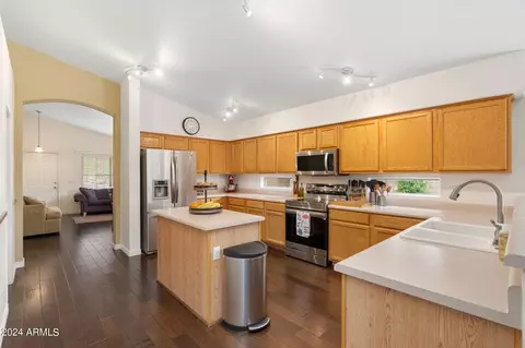Kitchen - 906 W Chilton Ave, Gilbert, AZ 85233 photo 4 of 6