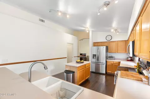 Kitchen - 906 W Chilton Ave, Gilbert, AZ 85233 photo 6 of 6