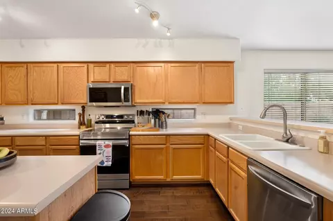 Kitchen - 906 W Chilton Ave, Gilbert, AZ 85233 photo 2 of 6