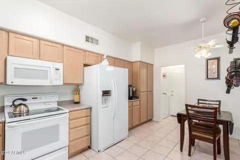 45 E 9th Pl #86, Mesa, AZ 85201 photo 9