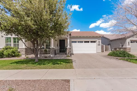 7222 E Peralta Ave, Mesa, AZ 85212