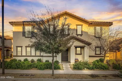 11673 N 166th Dr, Surprise, AZ 85388