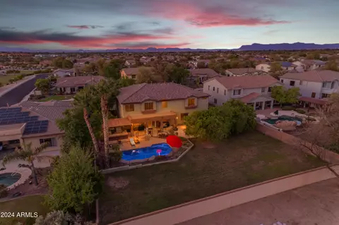 View/Area - 4053 E Ravenswood Dr, Gilbert, AZ 85298 photo 8 of 9