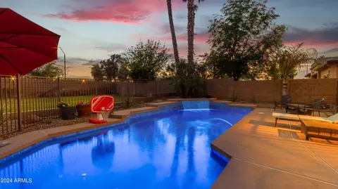 Exterior - 4053 E Ravenswood Dr, Gilbert, AZ 85298 photo 15 of 20