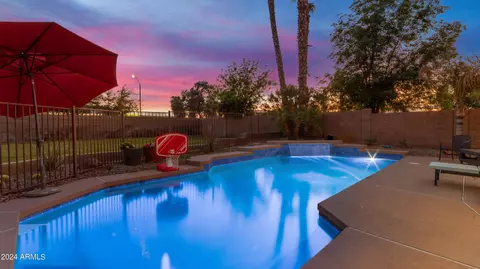 Exterior - 4053 E Ravenswood Dr, Gilbert, AZ 85298 photo 17 of 20