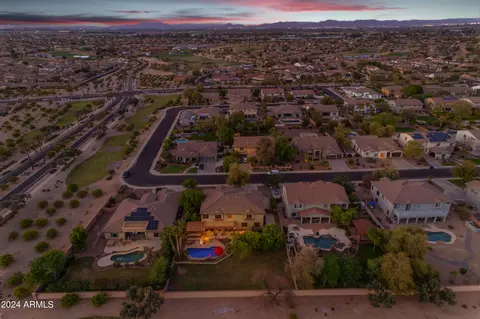 View/Area - 4053 E Ravenswood Dr, Gilbert, AZ 85298 photo 9 of 9