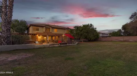 Exterior - 4053 E Ravenswood Dr, Gilbert, AZ 85298 photo 14 of 20