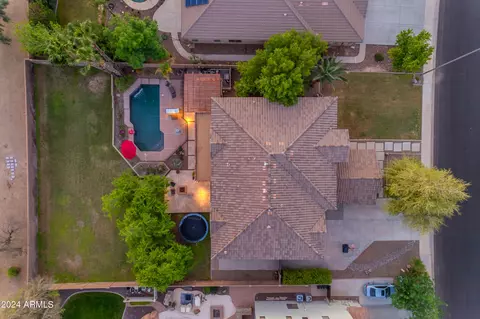 View/Area - 4053 E Ravenswood Dr, Gilbert, AZ 85298 photo 1 of 9
