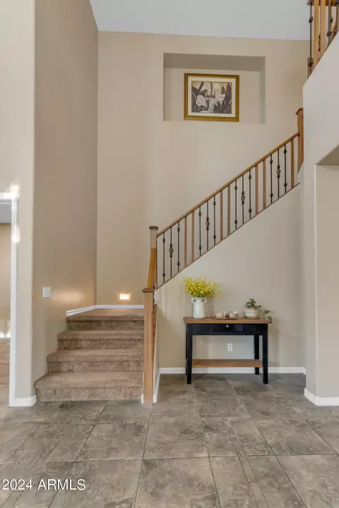 Entry Way - 4053 E Ravenswood Dr, Gilbert, AZ 85298 photo 10 of 15