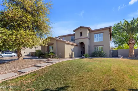 4053 E Ravenswood Dr, Gilbert, AZ 85298