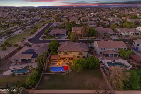 View/Area - 4053 E Ravenswood Dr, Gilbert, AZ 85298 photo 7 of 9