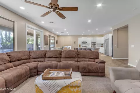 Living - 4053 E Ravenswood Dr, Gilbert, AZ 85298 photo 1 of 1