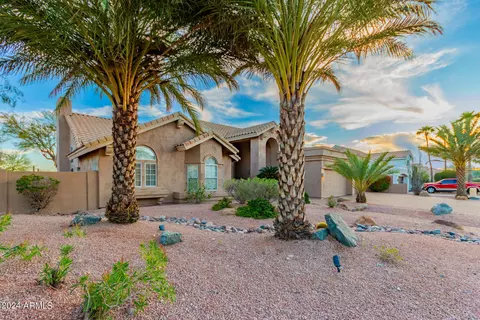 Exterior - 1827 E South Fork Dr, Phoenix, AZ 85048 photo 3 of 14